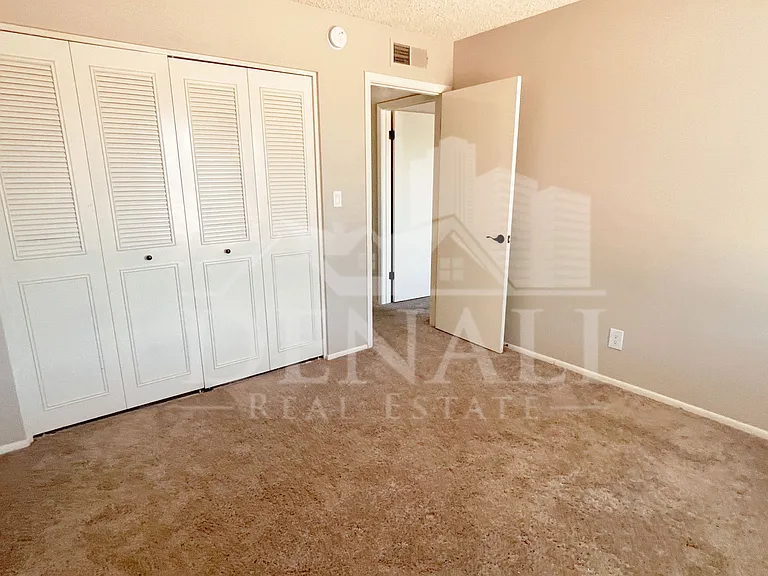 2243 W McRae Way — Photo 14