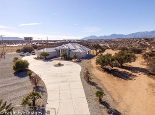 10755 Musgrave Rd, Oak Hills, CA 92344