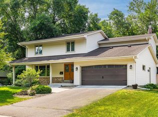 6921 Knoll St N, Minneapolis, MN 55427