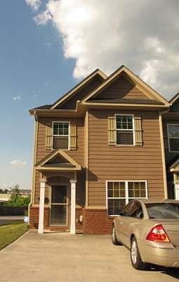 2nd image of 2203 River Park Ct