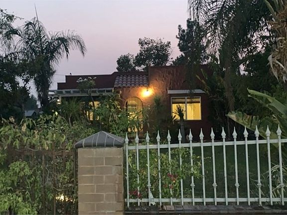 2nd image of 7396 Oleander Ave