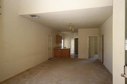2nd image of 1565 Greenwich Cir