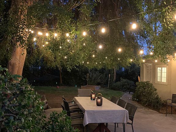 Beautiful backyard perfect for entertaining