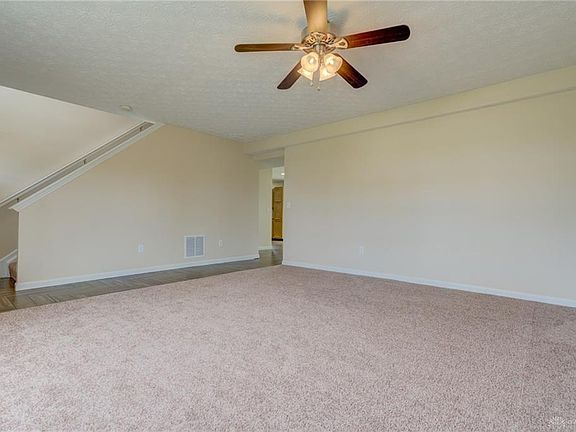 5th image of 1358 Shannon Ln