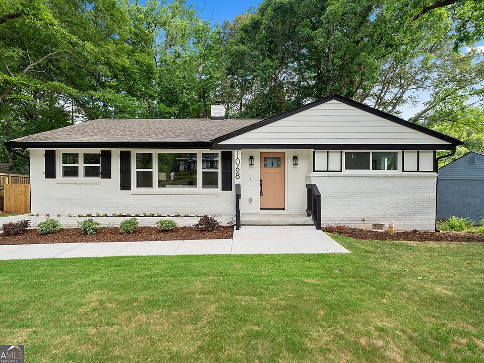 1st image of 1068 Pinehurst Dr SE Lot 2