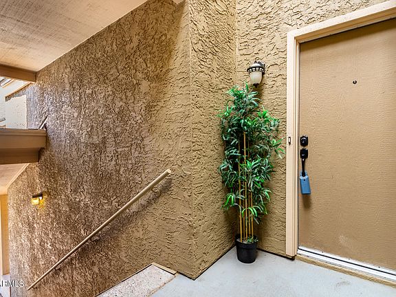 4th image of 2035 S ELM Street #235