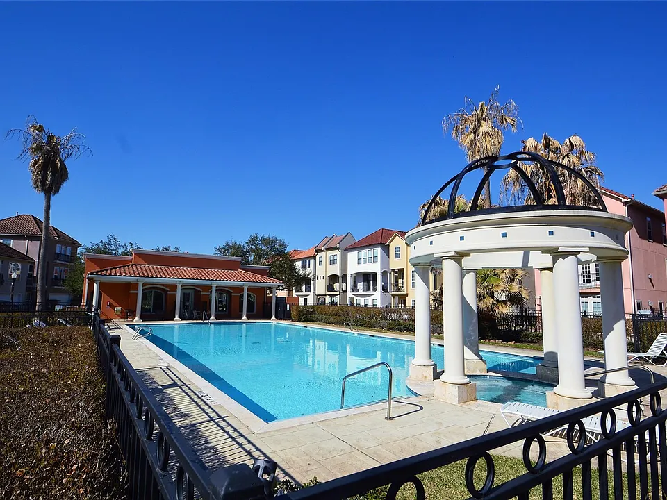 5935 Turtle Beach Ln