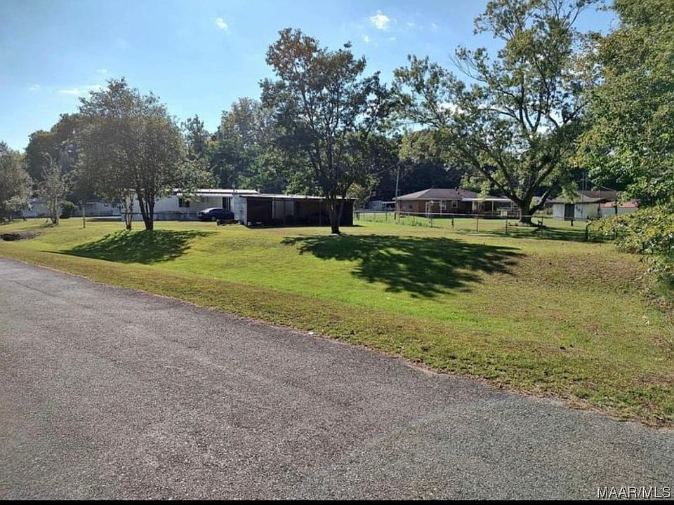 2nd image of 15 County Road 883