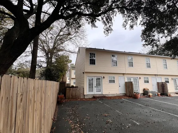 1423 Ashley River Rd APT 3D, Charleston, SC 29407