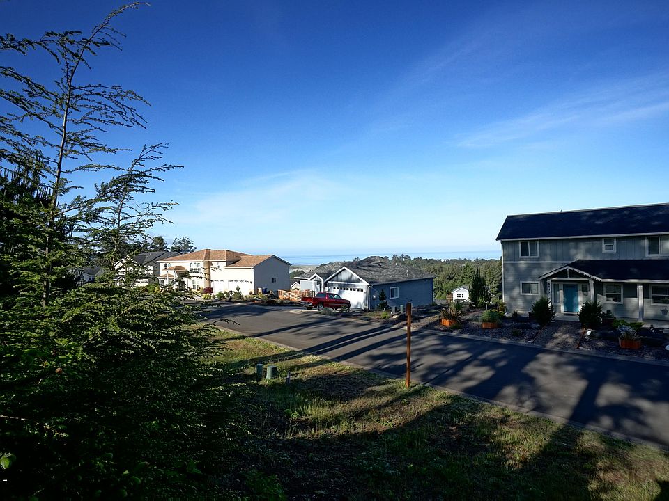 2nd image of LOT 61 SE Keel Ave