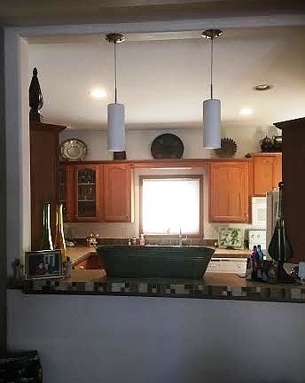 3rd image of 125 Country Club Dr