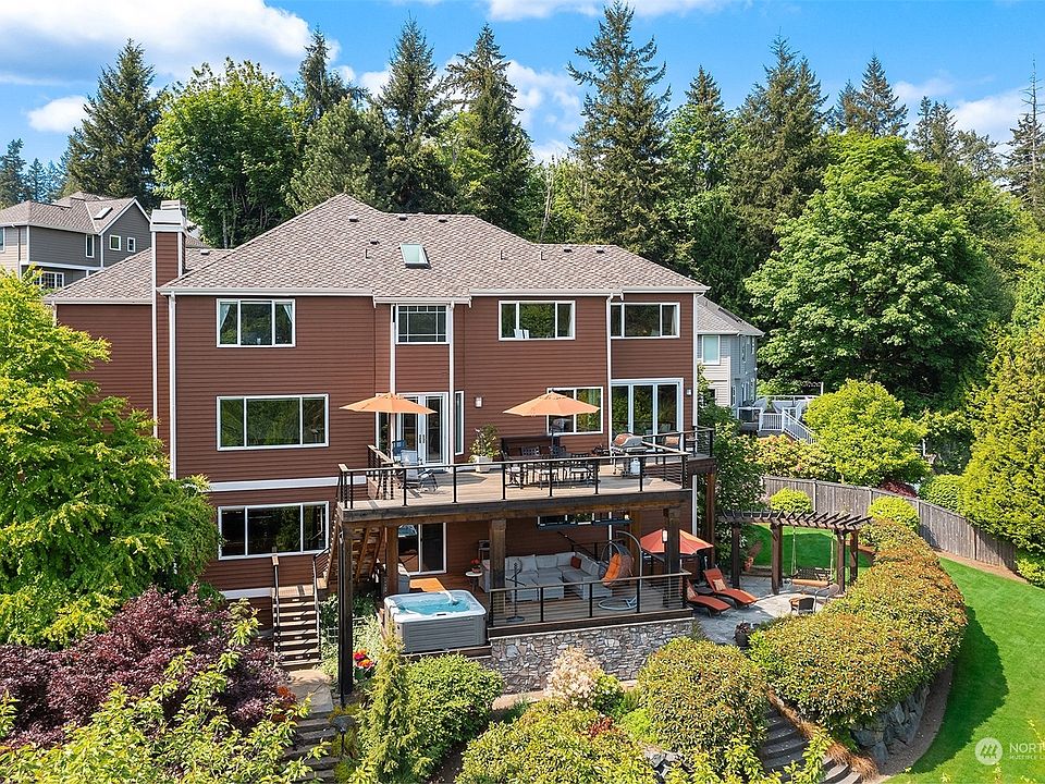 1st image of 6528 155th Avenue SE