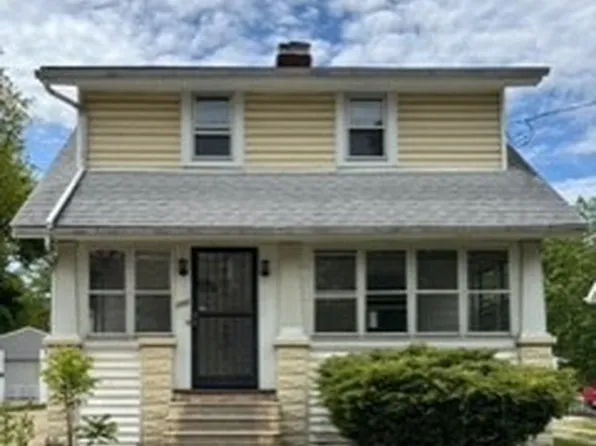 732 Tallmadge Rd, Cuyahoga Falls, OH 44221