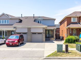 10 Crieff Ave, Vaughan, ON L6A 2B6