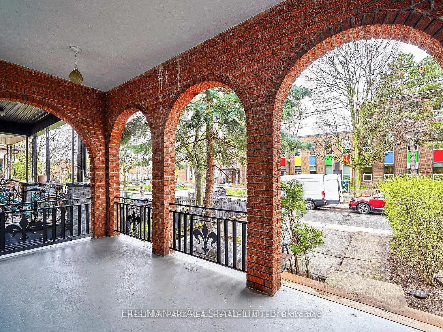 3 bed, $2,875 — Photo 4