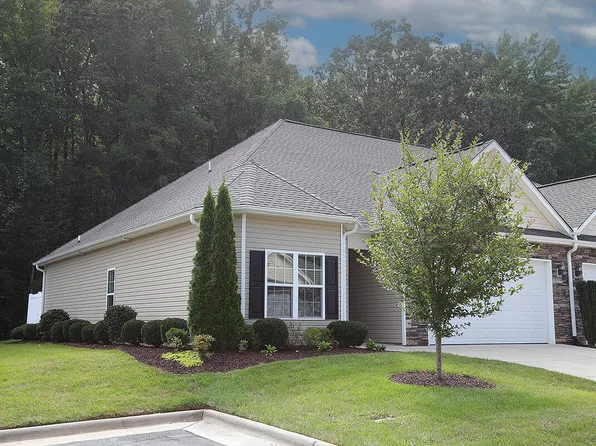 622 Retriever Ln, Mebane, NC 27302