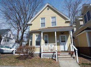 4 Lippold St, Methuen, MA 01844