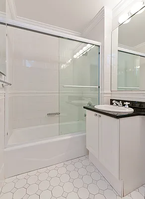 Sold by Mallan Real Estate Inc | media 20