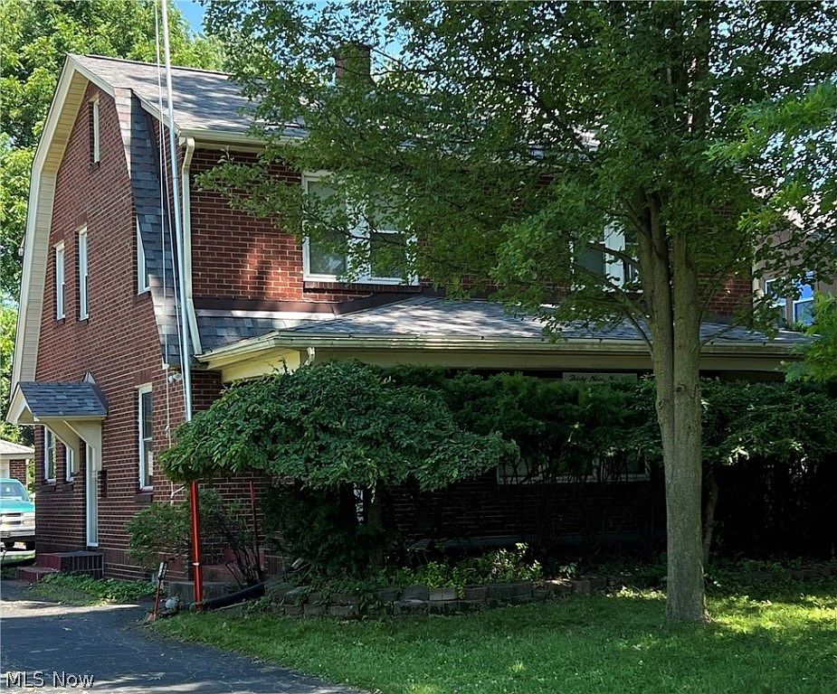 3919 Euclid Blvd, Youngstown, OH 44512 MLS 5045768 Zillow