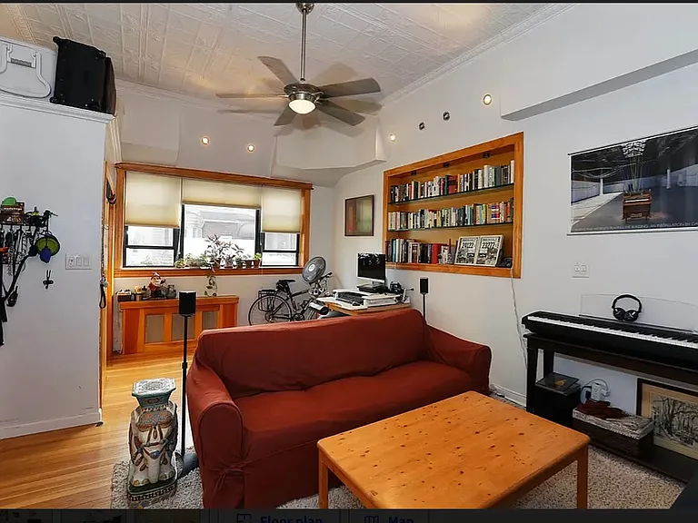 405 Vanderbilt St #1 — Photo 1