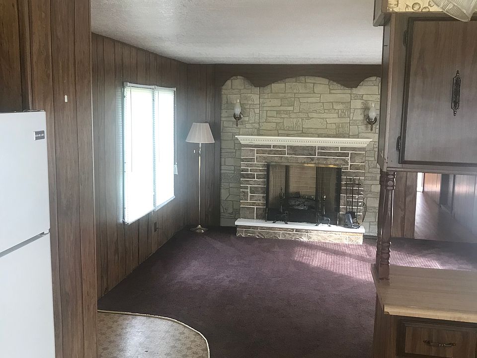 2nd image of 18 Summit St