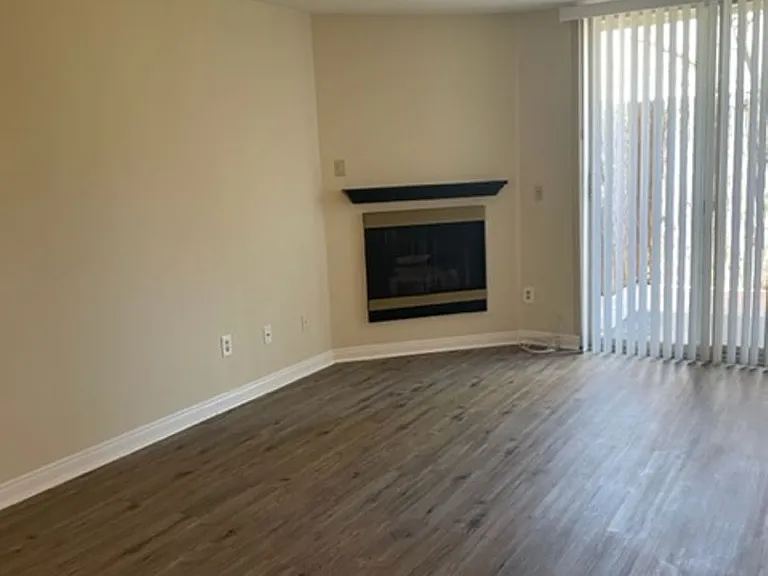 5143 Bakman Ave #102 — Photo 5