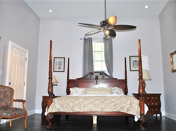4th image of 2501 Saint Philip St