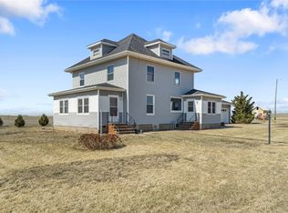1865 120th St, Clarence, IA 52216