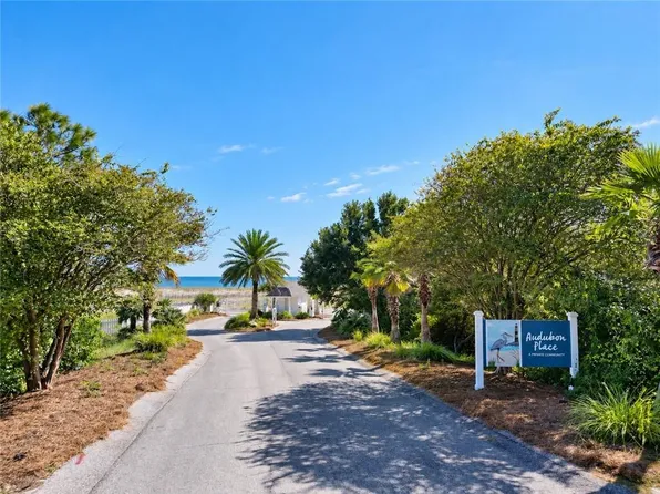 311 Audubon Pl, Dauphin Island, AL 36528