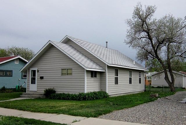 1st image of 317 5th Ave N