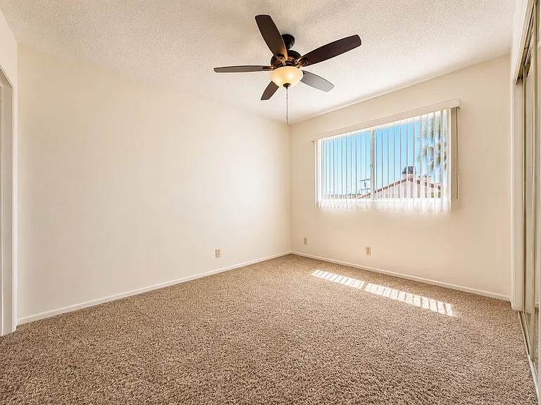 4363 Rialto St #6 — Photo 11