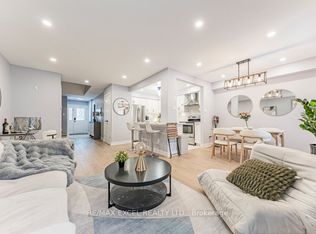 15 Knightsbridge Way, Markham, ON L3P3W4