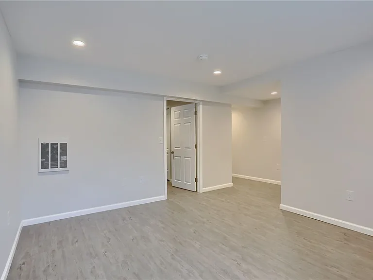 2501 Wildwood Rd — Photo 18