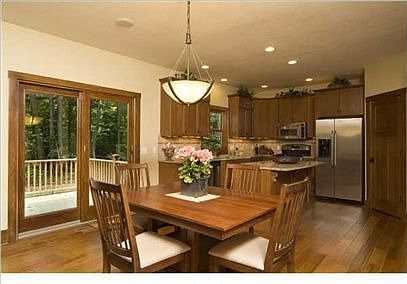 3rd image of 9242 Sag Harbor Ct NE