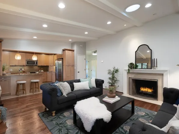 185 Del Mesa Carmel, Carmel, CA 93923