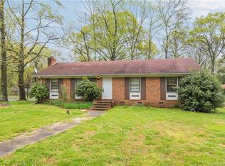 6134 Bridlewood Ln, Charlotte, NC 28215