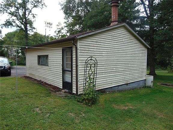 372 Dunbar Ohiopyle Rd, Dunbar, PA 15431 MLS 1475747