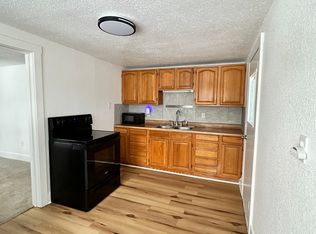 109 S 6th St #5, Hot Springs, SD 57747