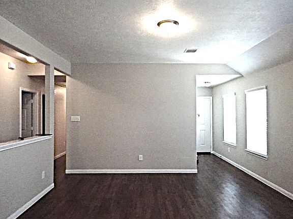 3rd image of 5931 Brenwood Trails Ln