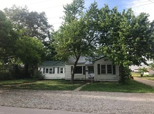 338 W Castor St, Dexter, MO 63841