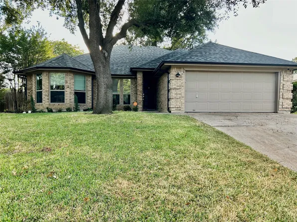 1603 Yarmouth Ln, Mansfield, TX 76063