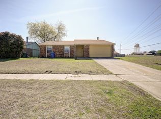5301 Ragan Dr, The Colony, TX 75056