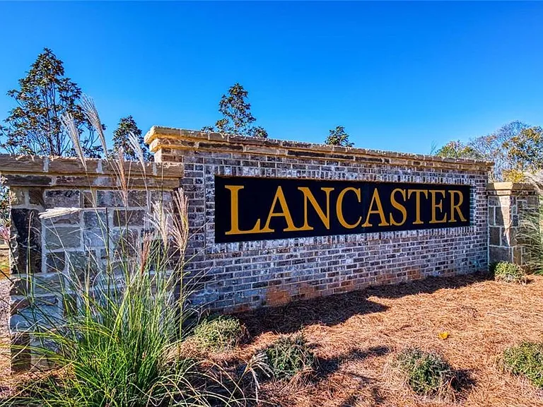 6976 Lancaster Xing — Photo 49