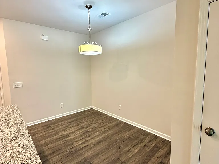 111 Norse Creek Dr — Photo 7