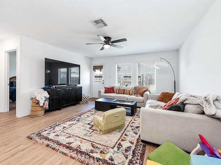 24114 Wandering Brook Dr — Photo 13