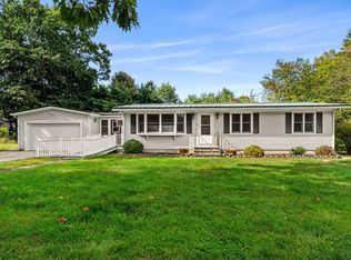 3 Daniel St, Somersworth, NH 03878