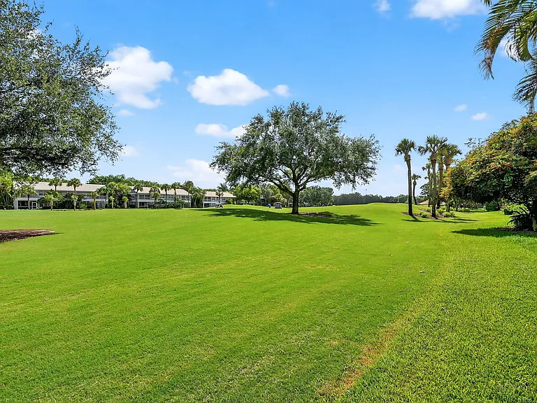 4553 Barclay Fair Way — Photo 47