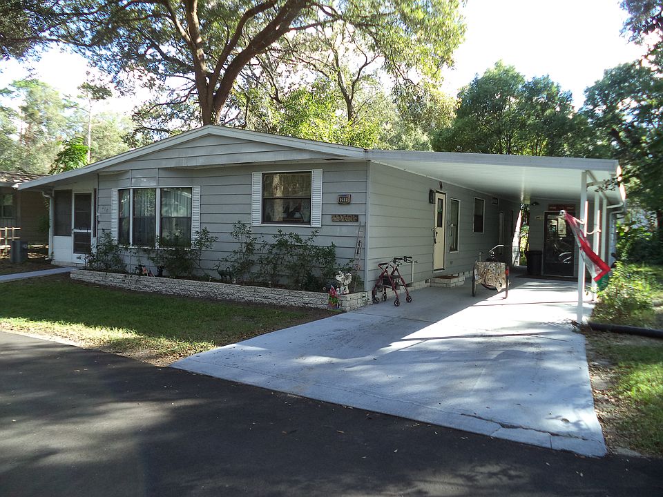 1st image of 218 Holly Dr