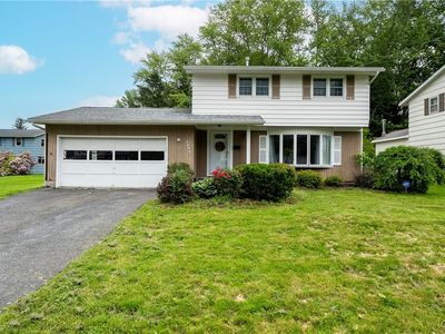7698 Anchor Dr, Liverpool, NY, 13090