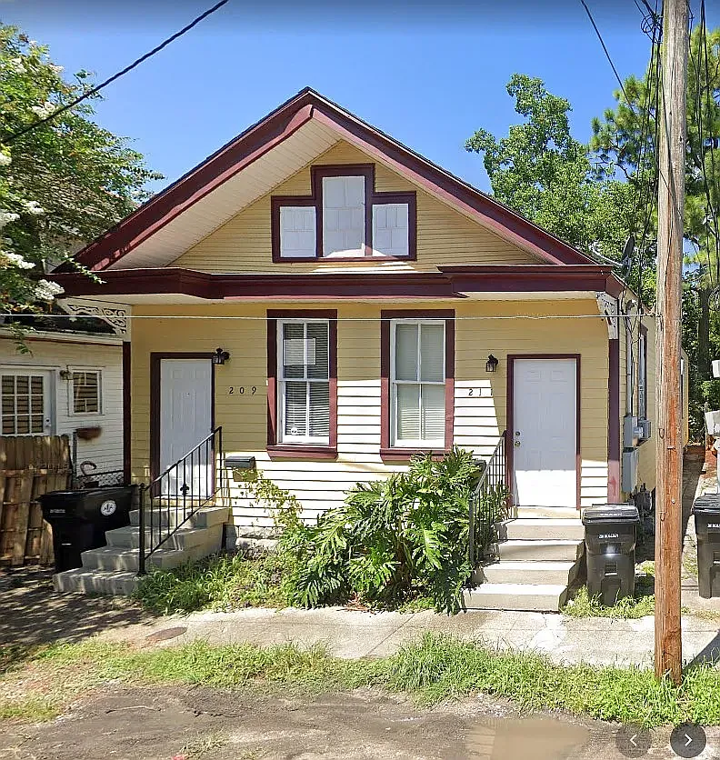 1 bed, 900 sqft, $995 — Photo 1